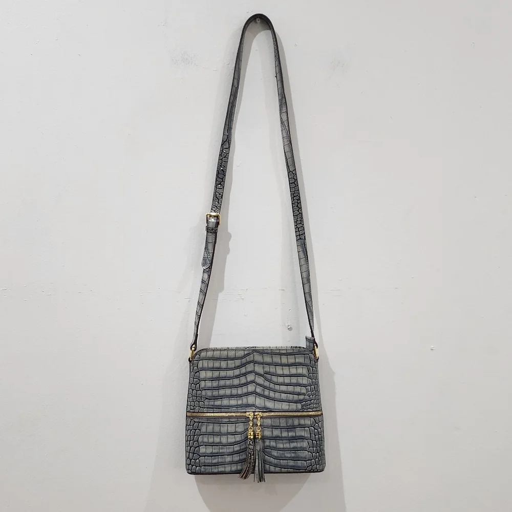 Ainifeel Croc Embossed Crossbody Bag - Picture 15 of 16